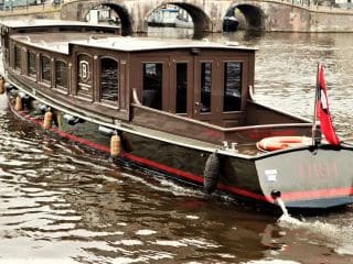 ‘Her Royal Highness’: Large Luxury Private Boat Tour