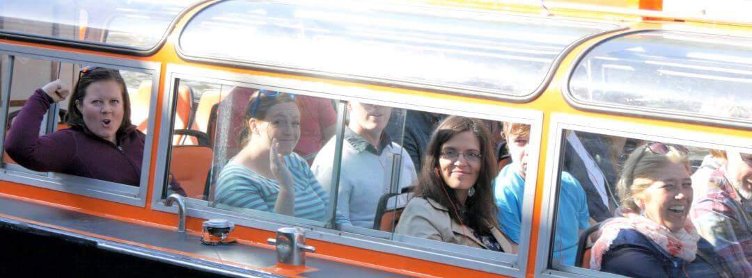 Canal Cruise Amsterdam Large Tour Boat with Skipper Canal Cruise Amsterdam on a Large Tour Boat with a Skipper