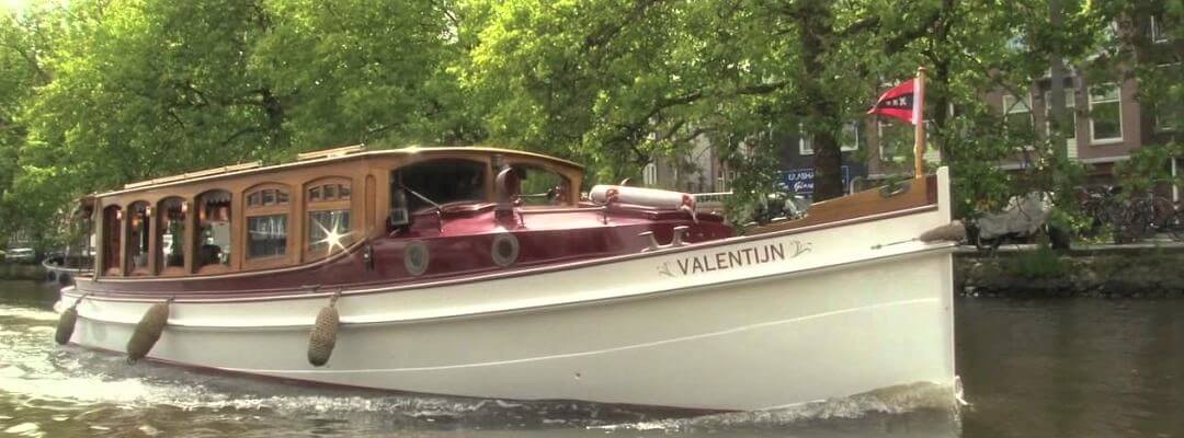 private boat tour amsterdam private boat tour amsterdam on a saloon boat with a skipper and luxury catering