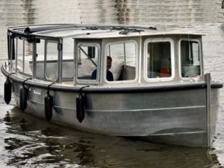 ‘Suzanne’ Private Boat Tour