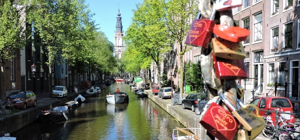 Famous canals Amsterdam Groenburgwal